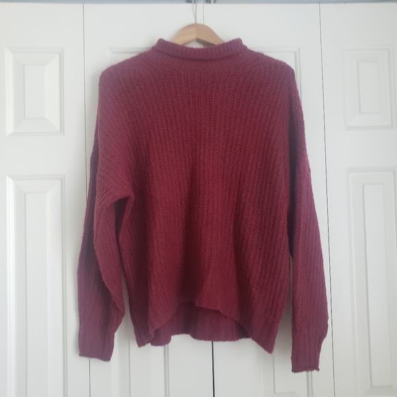Comfy Oversized AE Sweater - Picture 3 of 7